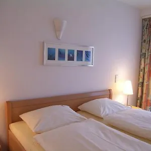 Topdomizil Checkpoint Plaza Apartment Berlin